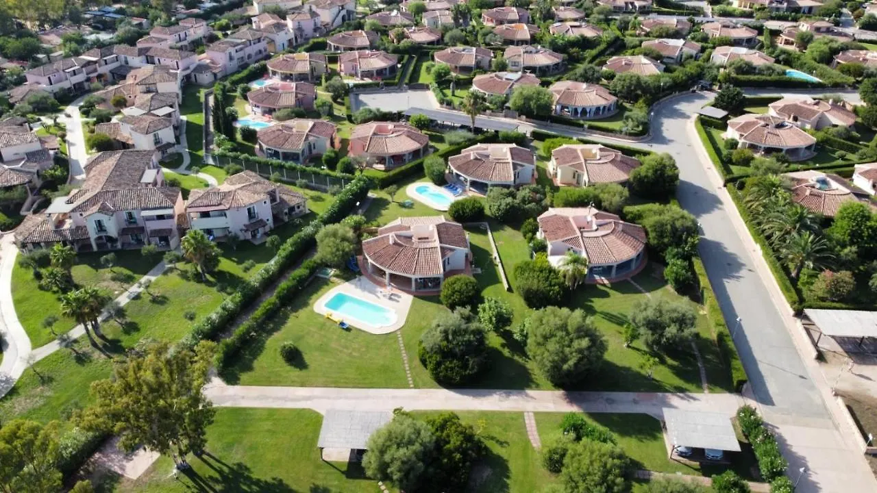 Ville Del Rei Sole Monte Nai 0*,  Italia