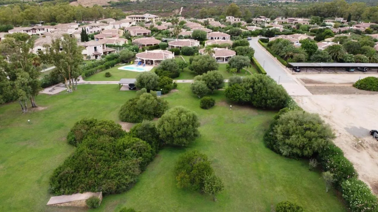 Ville Del Rei Sole Aparthotel Monte Nai İtalya