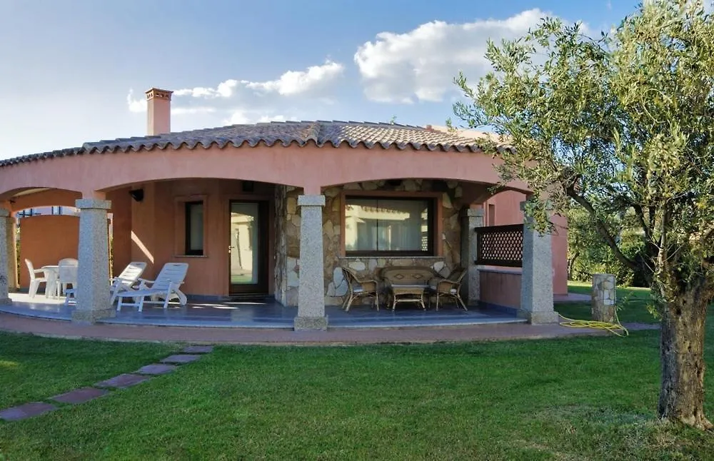 Ville Del Rei Sole Aparthotel Monte Nai İtalya