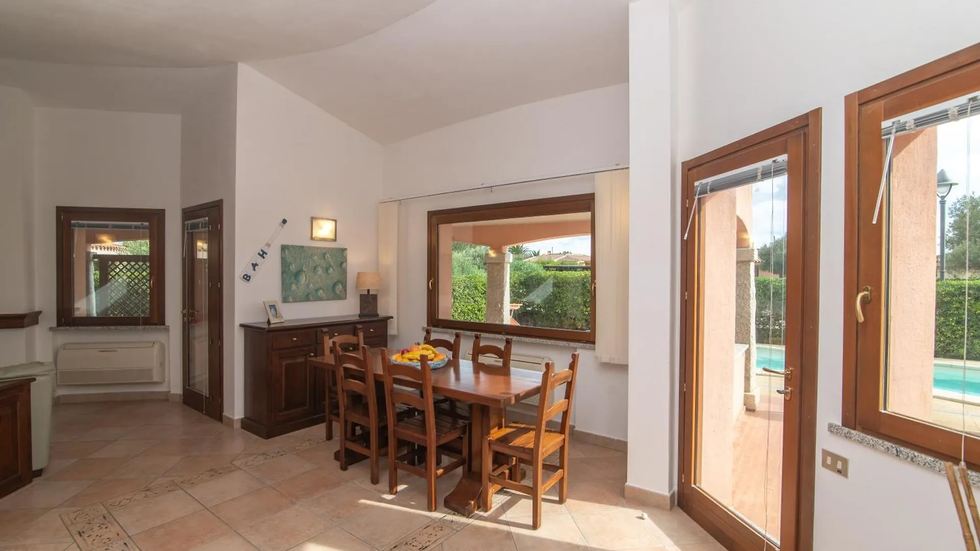 Ville Del Rei Sole Aparthotel Monte Nai İtalya